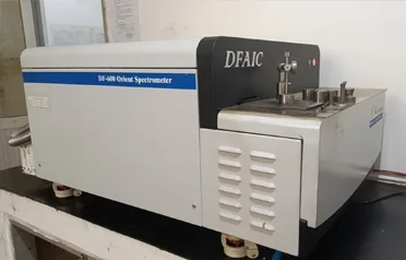 ​Como as diferenças de composição entre os tipos de ferro fundido cinzento afetam o processo de produção e o desempenho do produto acabado dos contrapesos fabricados pela Zunhua Shengjian Fanrong?